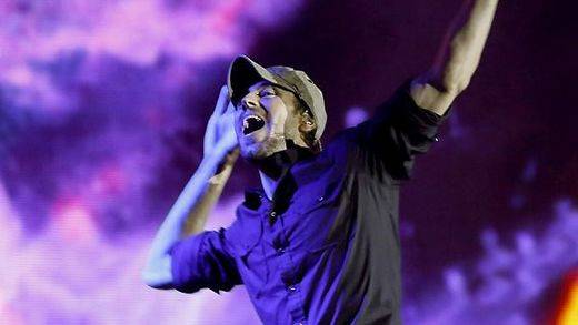 Enrique Iglesias y su escandaloso concierto en Santander: el público reclama el dinero por estafa
