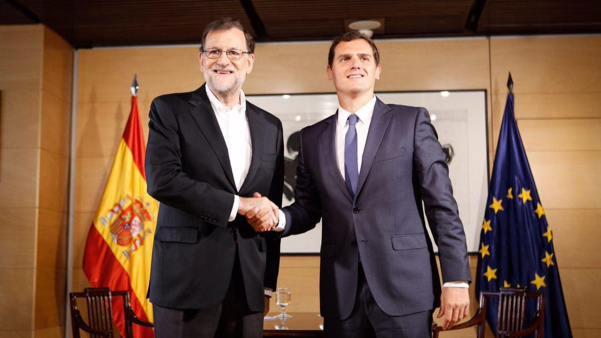 Rivera da un suspenso a Rajoy en materia de regeneración y le aprueba en lo económico y lo social