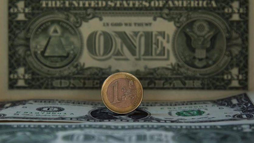 El eurodólar roza el 1,18 y ya se encuentra en máximos desde enero de 2015