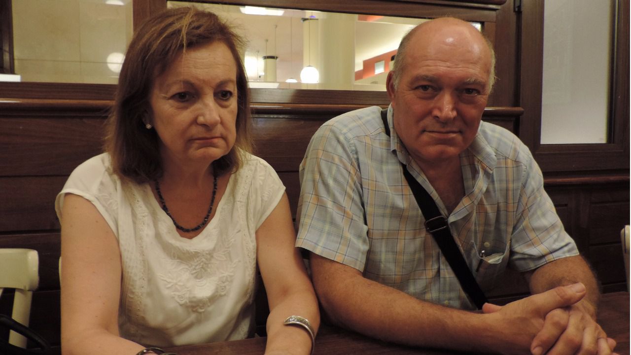 Los padres de Maloma, la española secuestrada en el Sáhara, cargan contra el Gobierno y los partidos políticos
