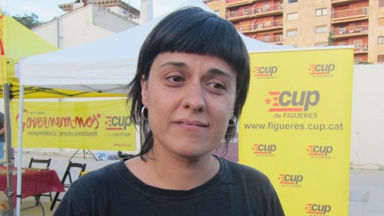 Los radicales de la CUP exigen la cabeza de un conseller catalán por criticar las acciones contra el turismo