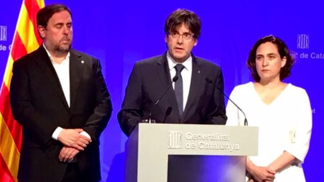 Atentados al margen, Puigdemont, insiste en su "hoja de ruta" independentista