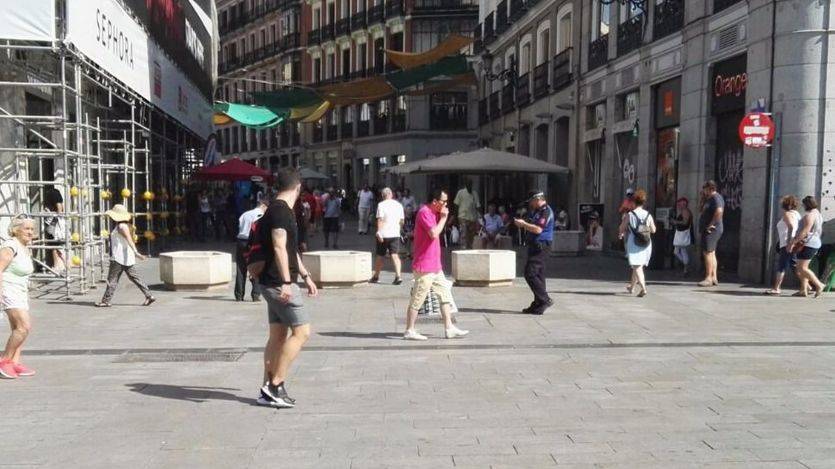 Madrid se blinda más instalando bolardos y maceteros en las principales calles de la capital