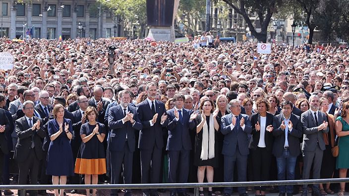 Política nacionalista con el atentado: la Generalitat diferencia a víctimas "españolas" y "catalanas"