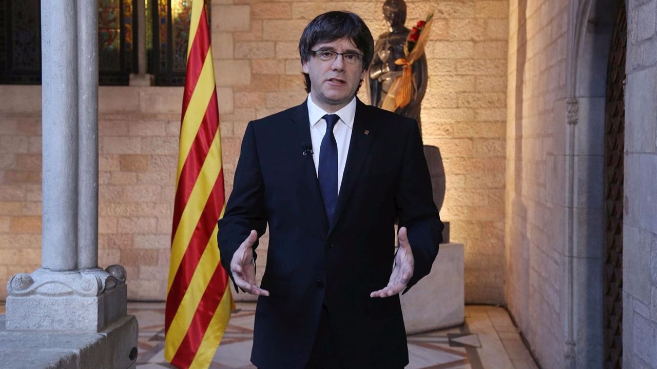 Puigdemont critica a sus aliados de la CUP que no irán a la marcha antiterrorista del sábado