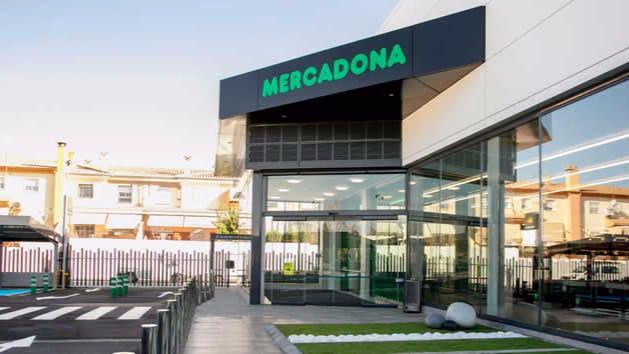 Mercadona inaugura su nuevo modelo de tienda eficiente en tres centros de Madrid capital, uno de ellos situado en el C.C. ABC Serrano