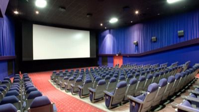 El Gobierno confirma que bajará el IVA del cine al 10% de cara a 2018