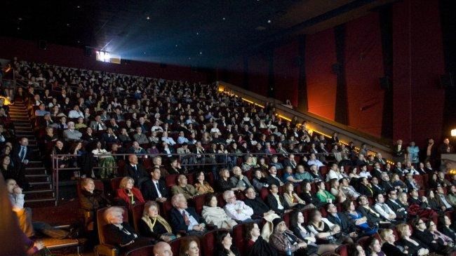 El IVA del cine bajará del 21 al 10% en 2018