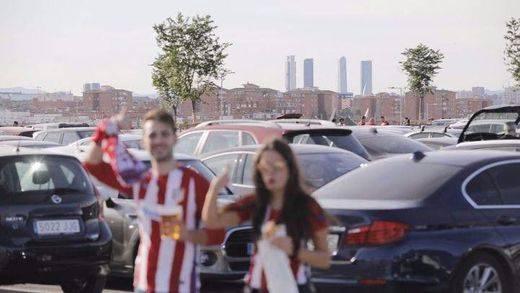 La picaresca española se hace de oro con el Wanda Metropolitano: cobrar por aparcar en la calle