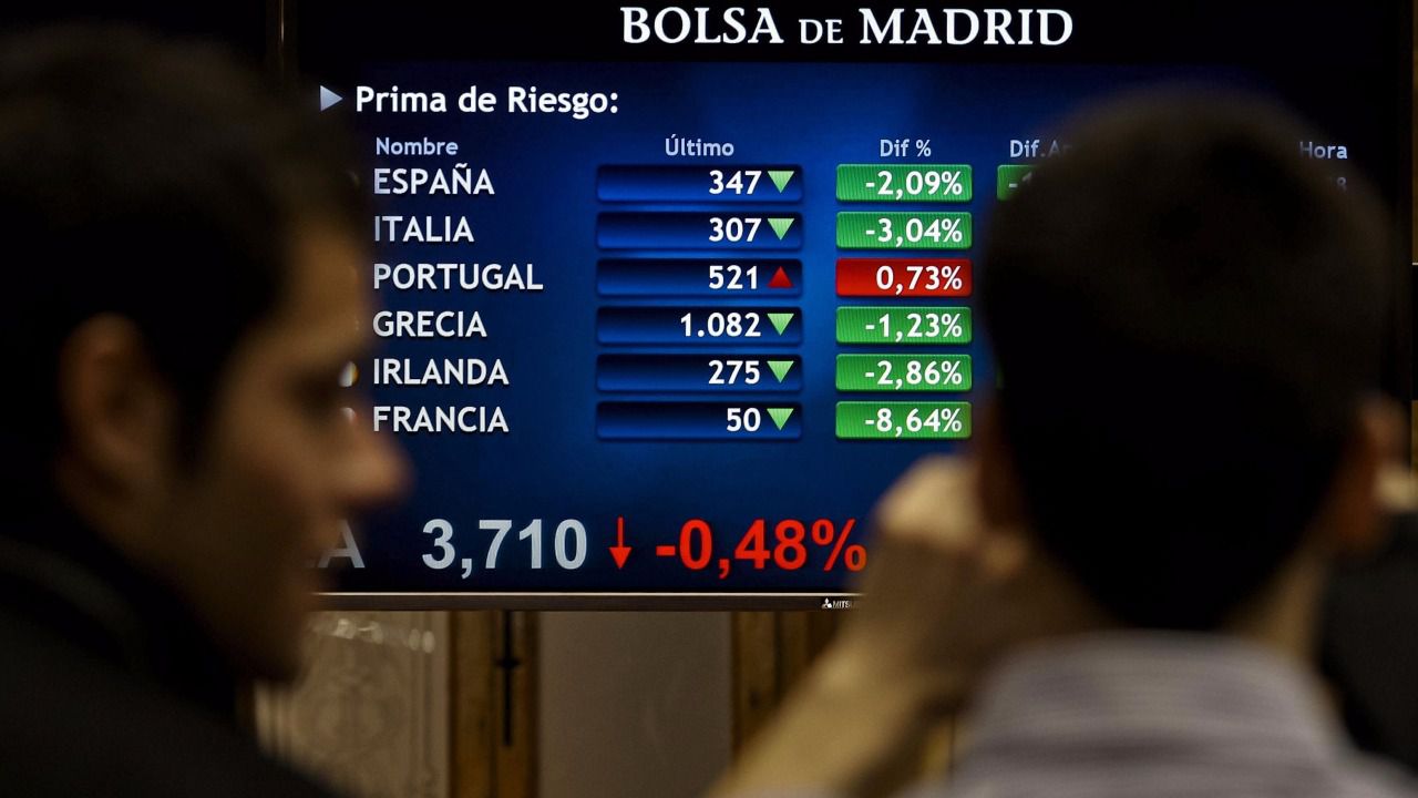 Cataluña arrastra al Ibex a su peor sesión desde el Brexit