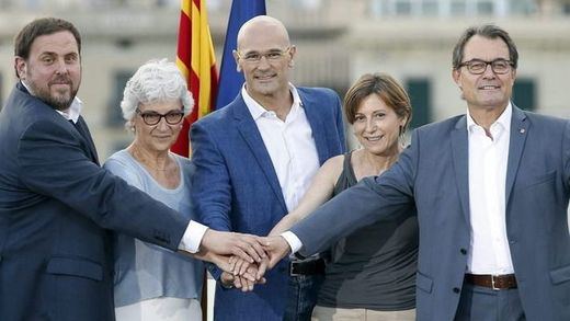 El PDeCAT, atrapado entre los radicales de ERC y la CUP: le exigen la declaración de independencia sin 