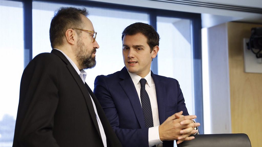 Ciudadanos pide a la Mesa del Congreso que suspenda de sueldo a los diputados de PDeCAT y ERC