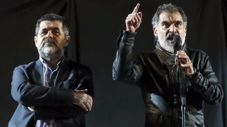 Jordi Sánchez y Jordi Cuixart se declaran presos políticos y el nacionalismo prepara el siguiente asalto