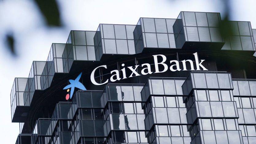 Caixabank se queda en Valencia: la entidad confirma que el traslado no es temporal