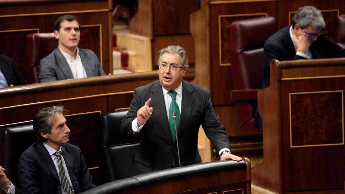 El incumplimiento de la cuota de refugiados causa la reprobación de otros dos ministros de Rajoy