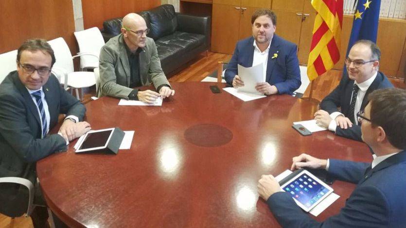 Los miembros del Govern y de la Mesa del Parlament acudieron a sus citas judiciales salvo Puigdemont y 4 ex consellers