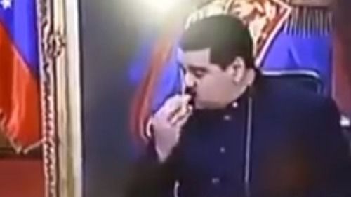 La pillada de Maduro con la empanada en pleno directo