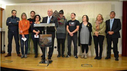 El alcalde y 5 concejales de Reus, investigados por incitar al odio en un manifiesto contra la Policía Nacional