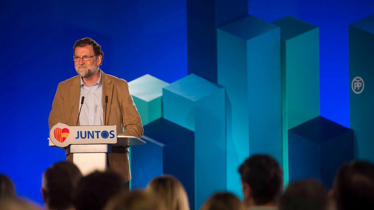 Rajoy apela desde Cataluña al regreso de las empresas 'exiliadas' y critica el boicot comercial