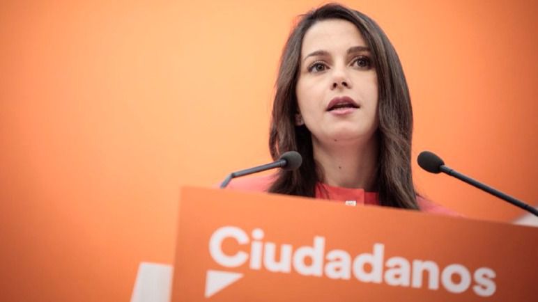Sánchez se negará aupar a Arrimadas a la presidencia catalana porque es 'de derechas'