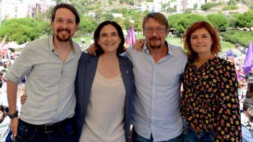 Colau, Domènech e Iglesias naufragan: su plan ambiguo se estanca en Cataluña
