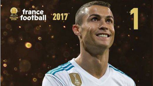 Cristiano Ronaldo alza su quinto Balón de Oro y empata con su antagonista, Messi