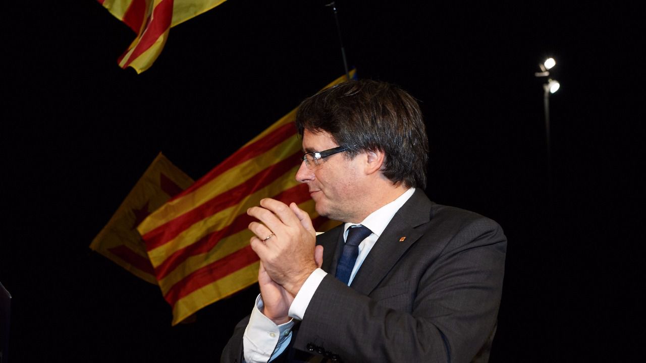 Puigdemont volverá si tiene votos para ser investido president y no aceptará ni un nuevo Estatuto ni una reforma de la Constitución