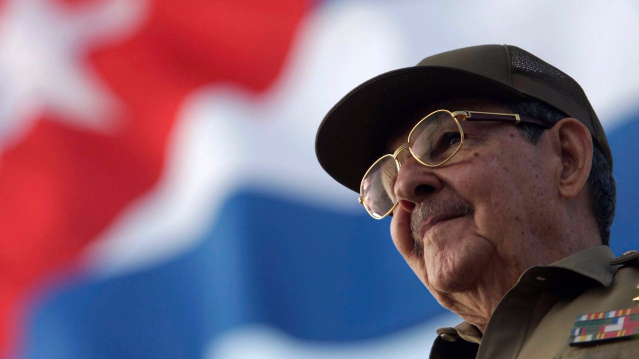 Cuba pospone de nuevo el relevo presidencial de Raúl Castro