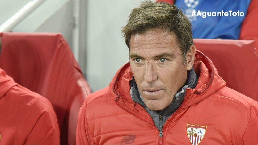 La destitución de Berizzo como entrenador del Sevilla 'desata la guerra' en Twitter