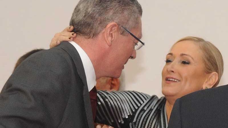 La Audiencia Nacional reclama a Cifuentes que ponga nombre y apellidos a quienes autorizaron el primer 'pelotazo' del Canal