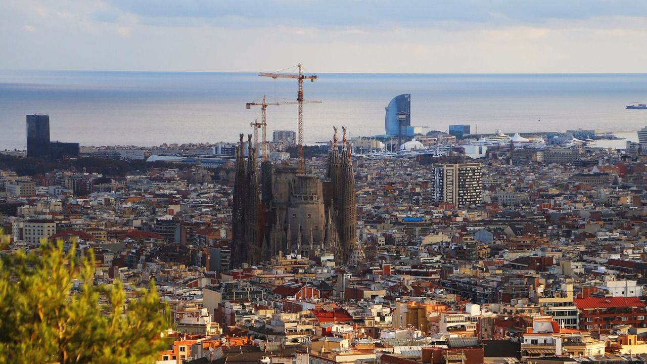 El turismo fue de récord, sí... menos para Cataluña, que paga ya la crisis independentista
