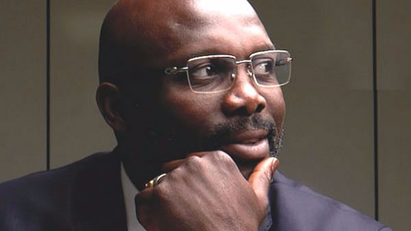 El ex futbolista George Weah, elegido presidente de Liberia