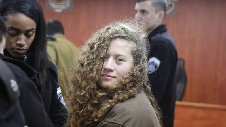 Ahed Tamimi, la joven activista palestina que se enfrenta a 10 años de cárcel