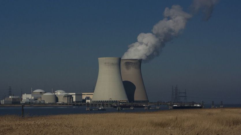 Unidos Podemos reclama el desmantelamiento de la central nuclear de Cofrentes