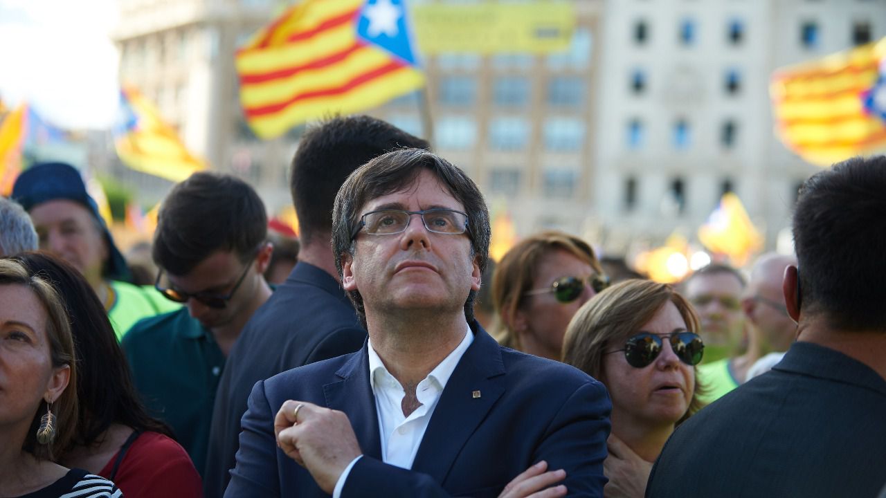 &gt; Puigdemont: "Si el Rey no me quiere reconocer, el problema lo tiene él"