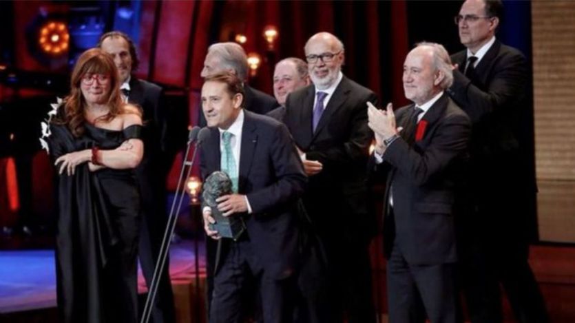 El equipo de 'La Librería' recoge el Goya a Mejor Película