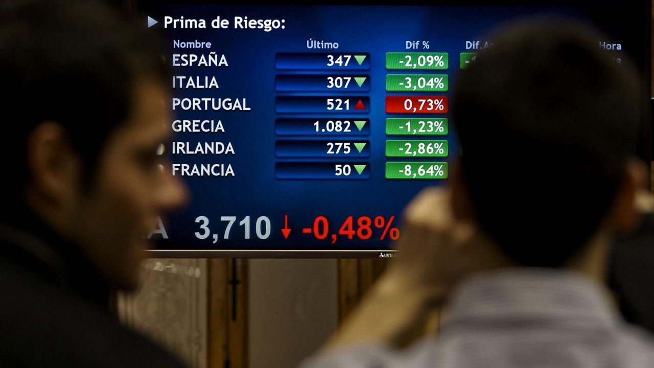 El Ibex cae otro 1,44% y borra las subidas que acumulaba desde enero