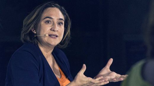 El polémico fichaje de Ada Colau para el Ayuntamiento de Barcelona que huele a 'enchufe'