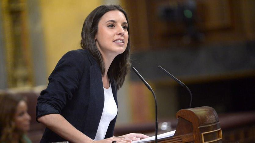 Irene Montero: portavoz en Twitter, 'portavoza' en el Congreso