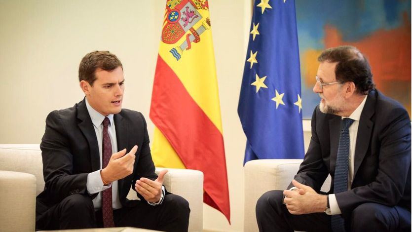 Ciudadanos ya supera al PP en votos y la izquierda desmoviliza a un millón de electores