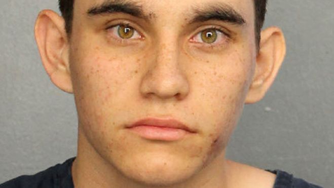 Prisión sin fianza para Nikolas Cruz, el joven asesino de 17 personas en el tiroteo de Florida
