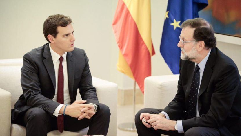 Solo Ciudadanos y el PP respaldan introducir la casilla del castellano como lengua vehicular en Cataluña