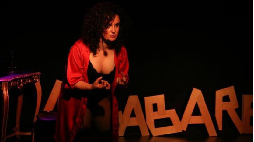'Locabaret' o el cabaret con la loca terapia de la risa con la polifacética Teresa Cuesta