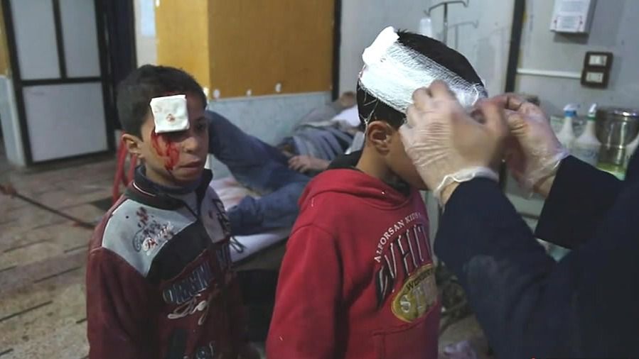 Nueva matanza del régimen sirio: al menos 250 muertos en un bombardeo, entre ellos unos 60 niños