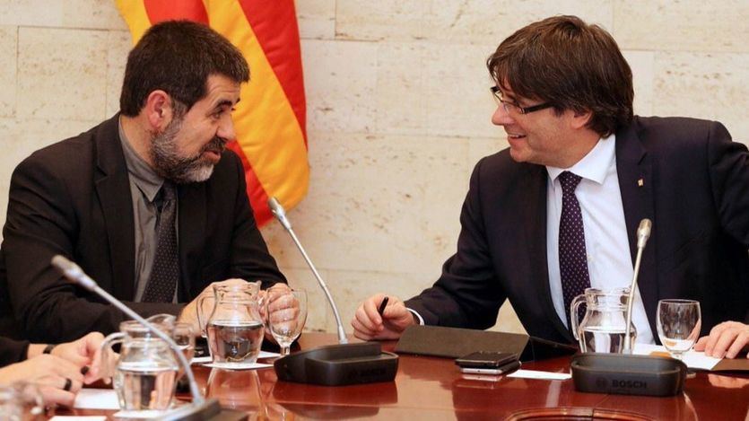 JxCat y ERC cerrarán un acuerdo esta semana para reconocer simbólicamente a Puigdemont e investir a Jordi Sànchez