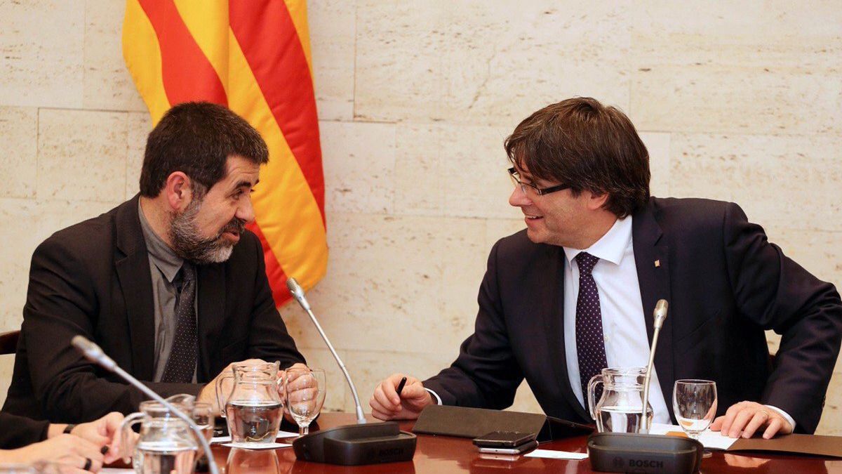 JxCat y ERC pactan que Puigdemont presida un 'Govern republicano' en Bruselas