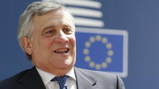 Tajani acepta ser el primer ministro si Berlusconi gana las elecciones en Italia