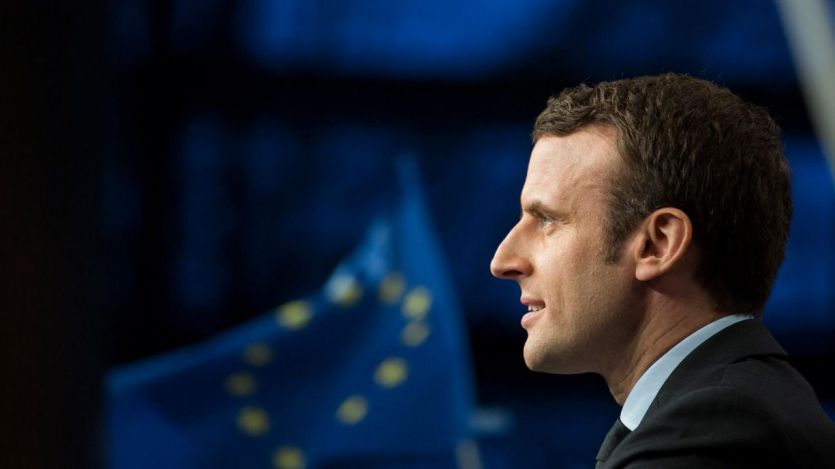 Macron no se contenta con dominar solo Francia...