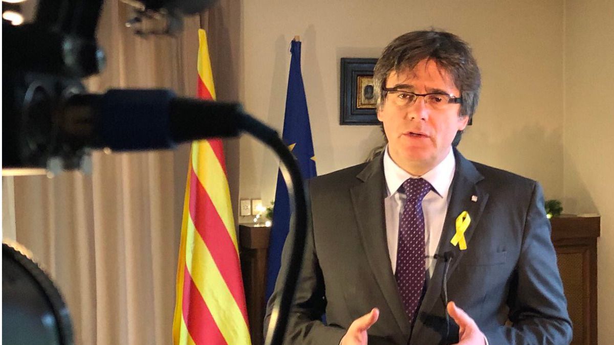Reacciones tras la detención de Puigdemont: de la exigencia de libertad a la celebración