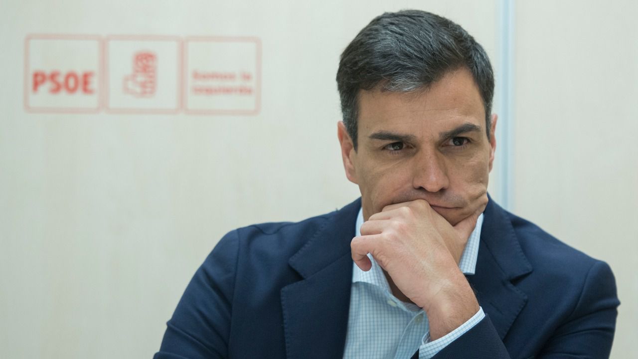 El olvido selectivo del caso de la tesis bajo sospecha de Pedro Sánchez